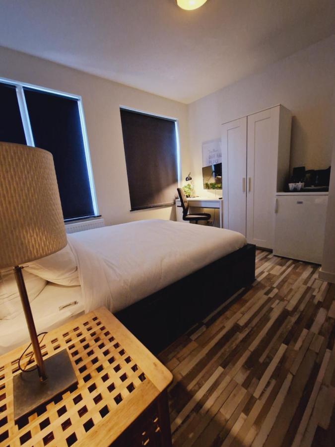 Room303 - Eindhoven - By T&S Экстерьер фото